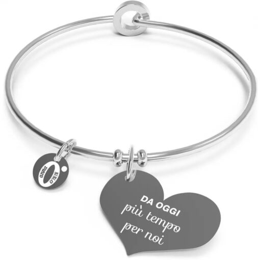 Bracciale donna 10 Buoni Propositi Bangle Medal B5021  Bracciale modello “bangle” in acciaio AISI 304 di altissima qualità (diametro massimo 6,5cm; adatto ad un a polsi di circonferenza fino a 20 cm) da cui pende un ciondolo a forma di icona che sul retro porta inciso il buon proposito corrispondente e una medaglietta (diametro mm.12) con incisa l’icona che lo raffigura e sul retro il logo di annaBIBLO°.