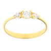 Anello Trilogy Oro Giallo 18KT e Zircone TRILOG3 Realizzato in Oro750‰ (18KT) Pietre: Zirconi bianchi. Garanzia: Laboratorio orafo Taormina Gioielli. Confezione: Regalo, intestata Taormina Gioielli. Per quanto riguarda la misura:  La misura disponibile in pronta consegna è 14.  Dalla data di acquisto, l’anello verrà portato alla misura desiderata in 1 giorno lavorativo, ovviamente a nostre spese.