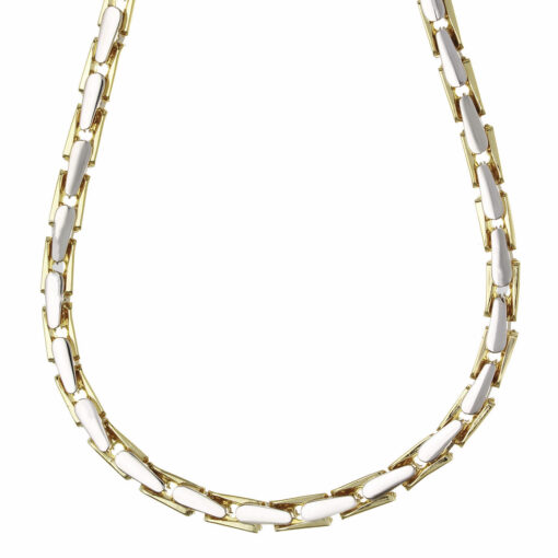 Collana uomo Cardano Oro Bicolore 18KT (750) Questo gioiello fa parte di tutta quella merce in Oro 18kt, realizzata o venduta nel nostro store! La vendita di gioielli in Oro 18kt è uno dei nostri punti forti da molti anni, tutta la nostra merce è accompagnata dal certificato di garanzia e dal punzone 750. Lunghezza Collana: 50cm. Garanzia: Laboratorio Orafo Taormina Gioielli. Confezione: Confezione Taormina Gioielli.