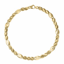 Bracciale uomo Cerini in Oro Giallo 18KT (750) Questo gioiello fa parte di tutta quella merce in Oro 18kt, realizzata o venduta nel nostro store! La vendita di gioielli in Oro 18kt è uno dei nostri punti forti da molti anni, tutta la nostra merce è accompagnata dal certificato di garanzia, e il punzone 750. Lunghezza: 21cm. Larghezza: 0,60cm. Chiusura: Moschettone. Garanzia: Laboratorio Orafo Taormina Gioielli. Confezione: Confezione Taormina Gioielli.