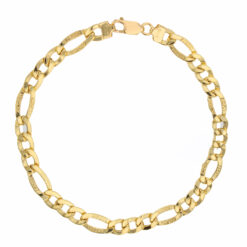 Bracciale uomo a Catena 3+1 Satinato in Oro Giallo 18KT (750) Questo gioiello fa parte di tutta quella merce in Oro 18kt, realizzata o venduta nel nostro store! La vendita di gioielli in Oro 18kt è uno dei nostri punti forti da molti anni, tutta la nostra merce è accompagnata dal certificato di garanzia, e il punzone 750. Lunghezza: 19,50cm. Larghezza: 0,80cm. Chiusura: Moschettone. Garanzia: Laboratorio Orafo Taormina Gioielli. Confezione: Confezione Taormina Gioielli.