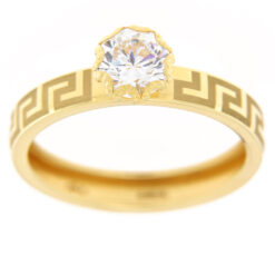 Anello donna Solitario con Greca in Oro Giallo 18KT e Zircone  Realizzato in Oro750‰ (18KT) Pietre: Zirconi bianchi. Garanzia: Laboratorio orafo Taormina Gioielli. Confezione: Regalo, intestata Taormina Gioielli. Per quanto riguarda la misura:  Il prodotto potrebbe non essere disponibile nella misura scelta, informarsi sulla disponibilità delle misure prima dell'acquisto.