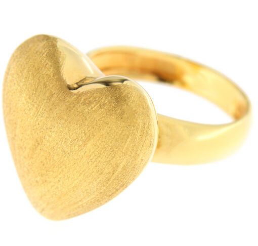 Anello donna a Cuore Bombato in Oro Giallo 18KT FS17 Realizzato in Oro750‰ (18KT) Garanzia: Laboratorio orafo Taormina Gioielli. Confezione: Regalo, intestata Taormina Gioielli. Per quanto riguarda la misura:  La misura disponibile in pronta consegna è 15. Dalla data di acquisto, l’anello verrà portato alla misura desiderata in 1 giorno lavorativo, ovviamente a nostre spese.